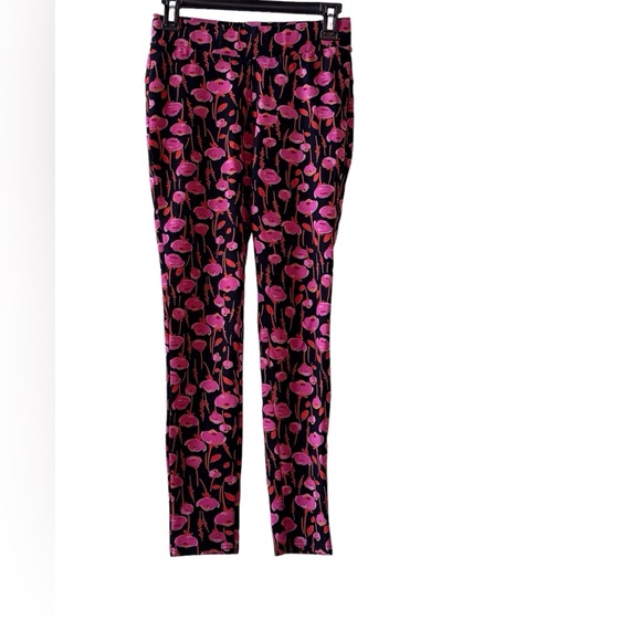 Lark & Gray Body Shape Floral Leggings - Picture 1 of 4